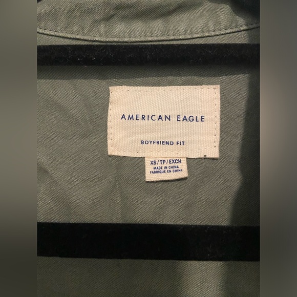 Women’s American Eagle Green Utility Button Up Shirt size XS - Picture 2 of 3